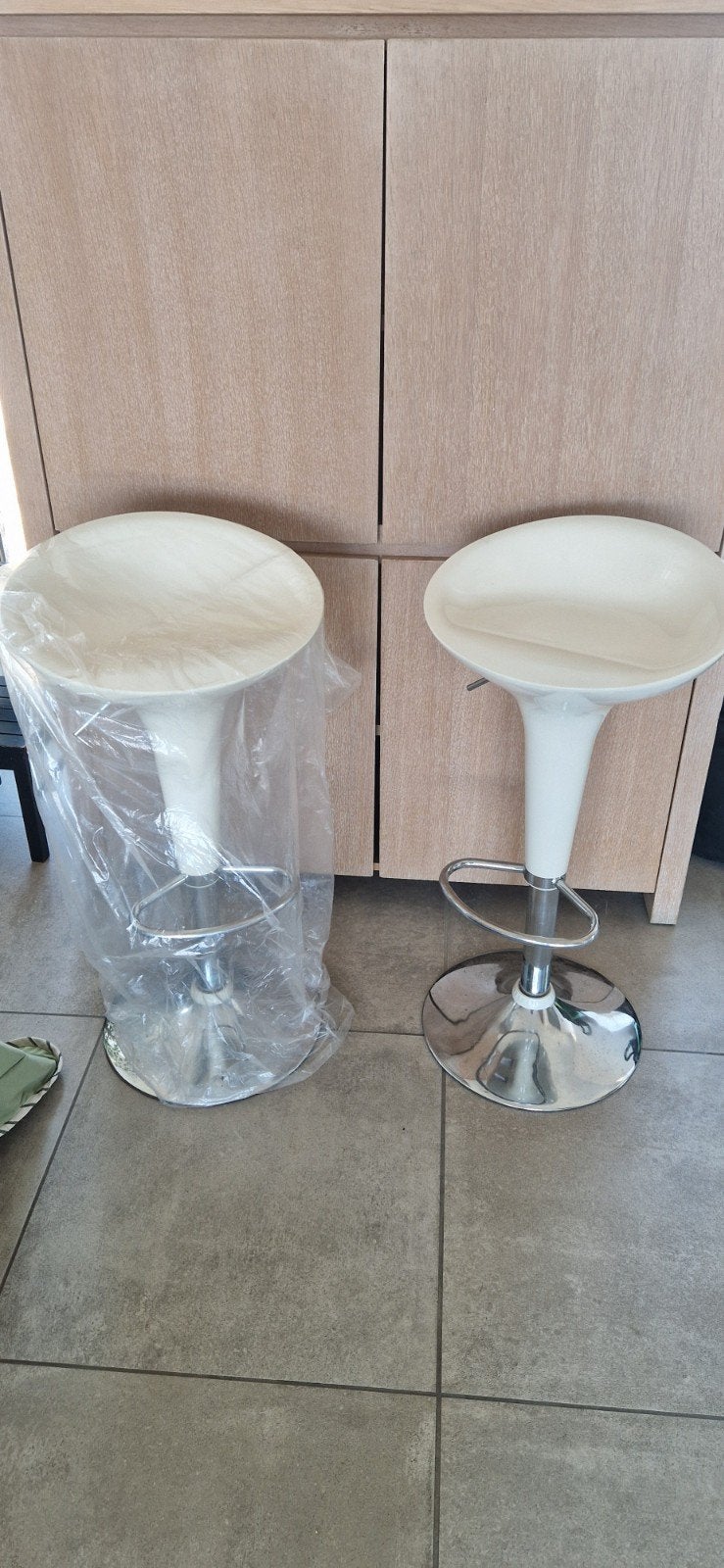 barkrukken, Ophalen, Gebruikt, 60 tot 90 cm, 2 krukken