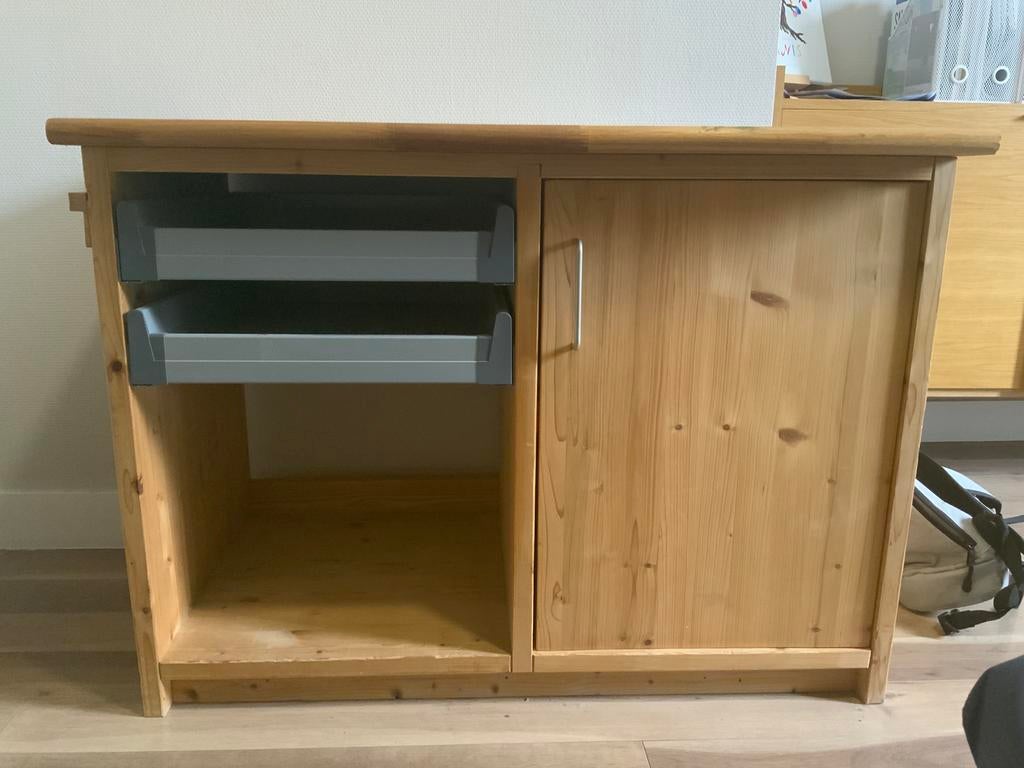 Massief houten kledingkast, Ophalen, Gebruikt, 100 tot 150 cm, Minder dan 100 cm