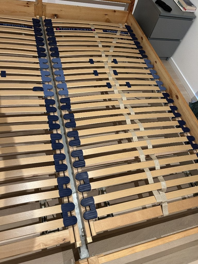 Lit 2 personnes IKEA 180x200 en pin  + 2 sommiers lattes, Autres couleurs, Enlèvement, Utilisé, 180 cm