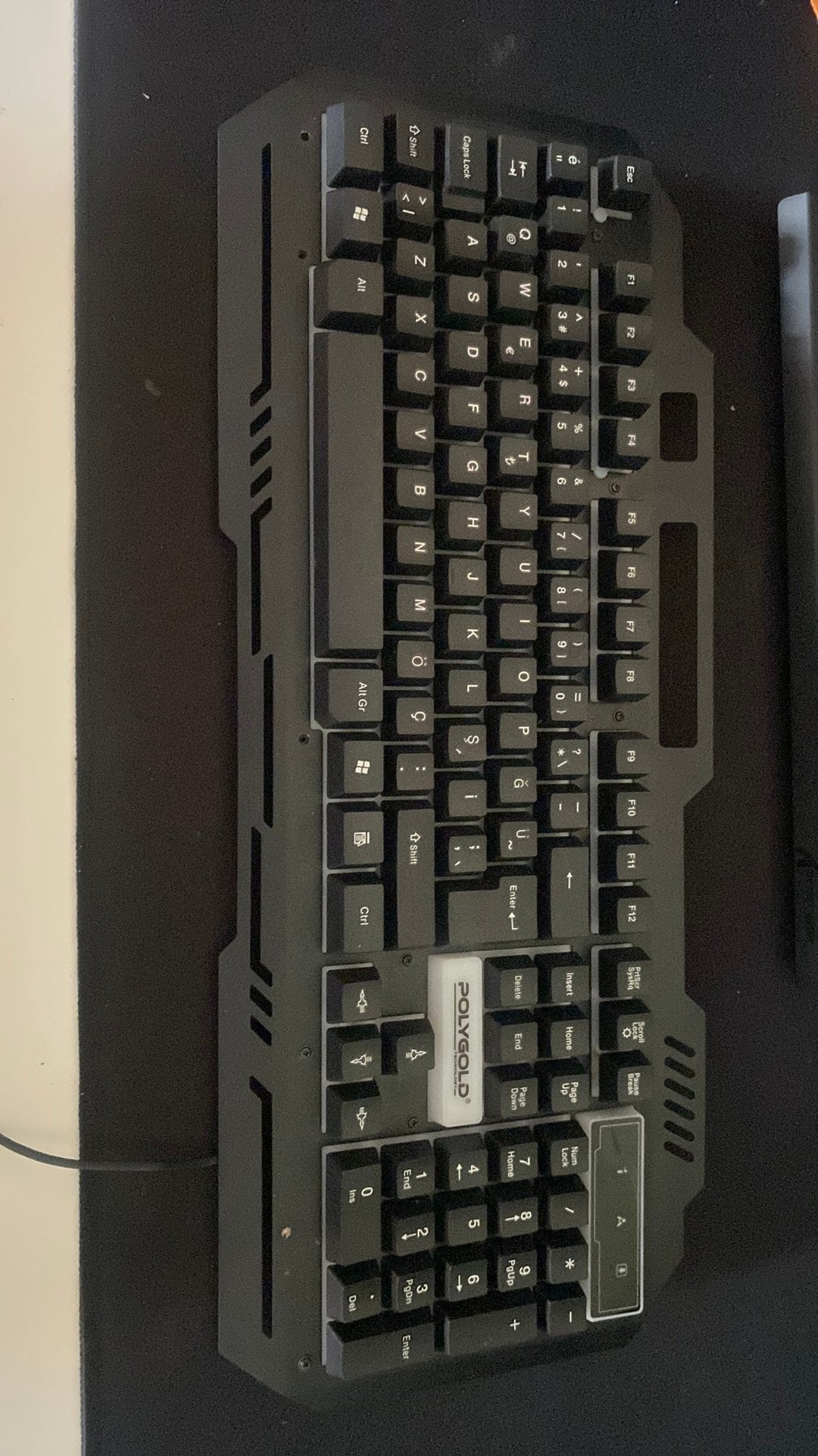 CLAVIER POLYGOLD, Informatique & Logiciels, Enlèvement, Qwerty, Comme neuf, Filaire
