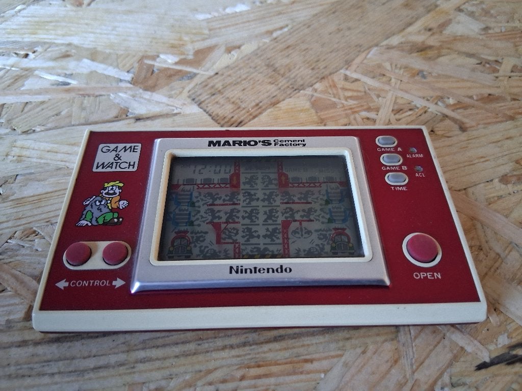 Game watch, Consoles de jeu & Jeux vidéo, Enlèvement, Utilisé