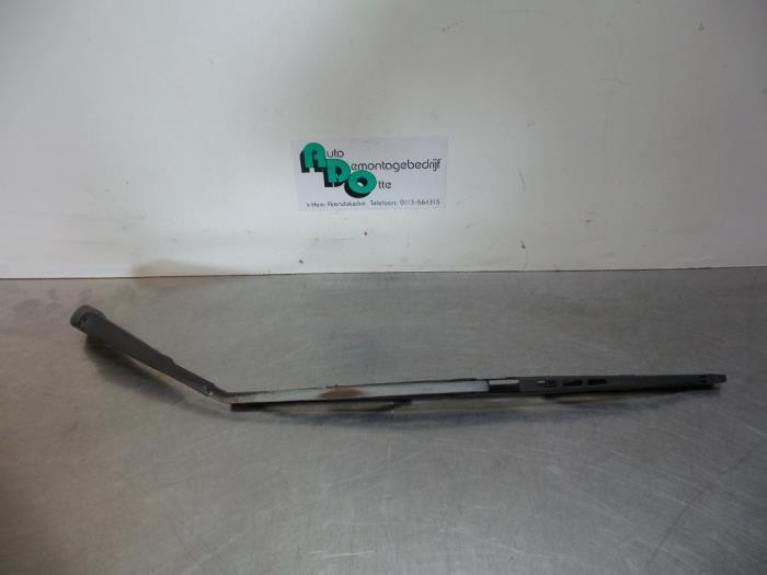 Bras essuie-glace arrière d'un Toyota Starlet (Starlet 95-), -, 3 mois de garantie, Toyota, Utilisé