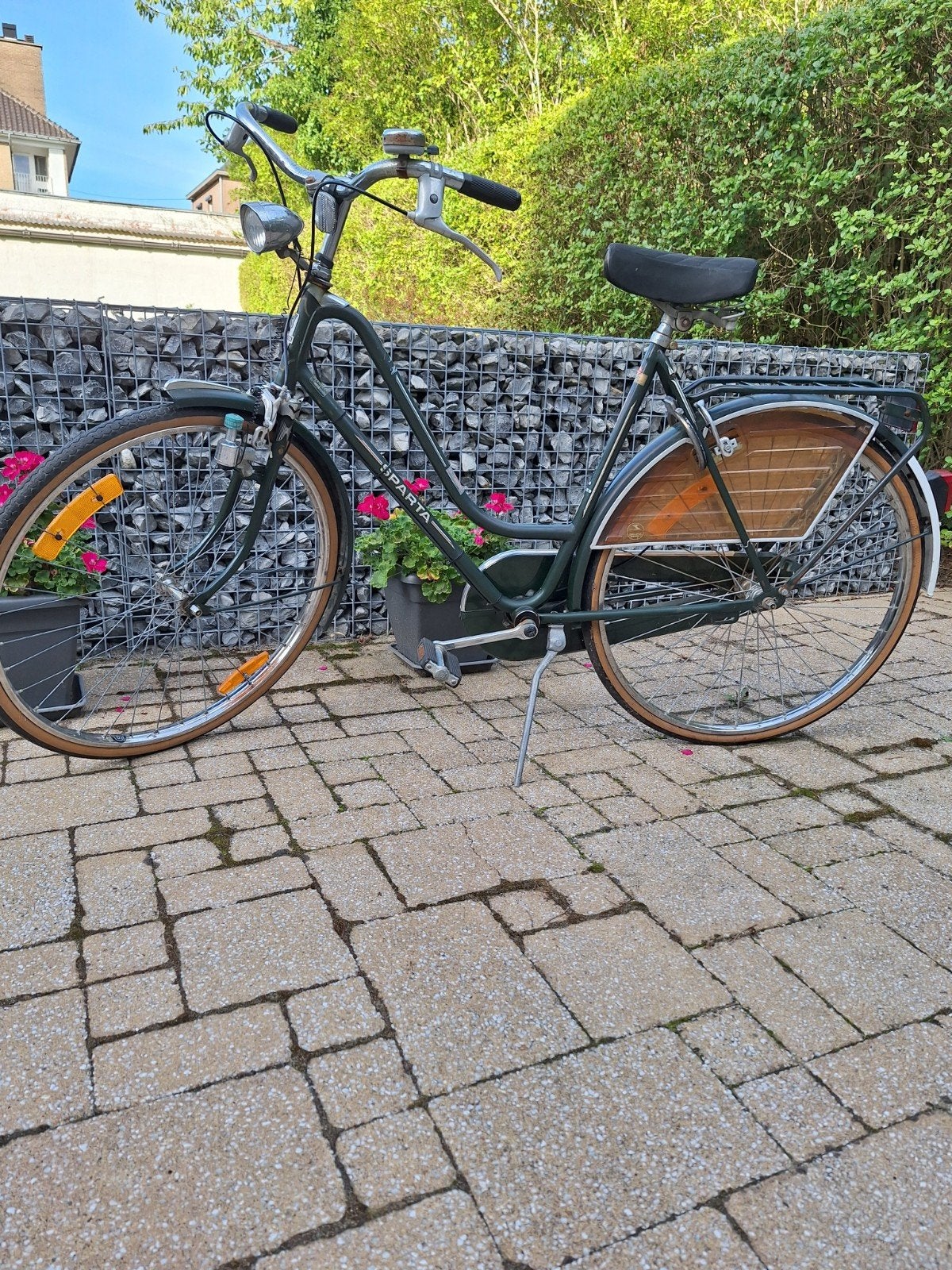 Damesfiets/studentenfiets, Enlèvement, Frein à main