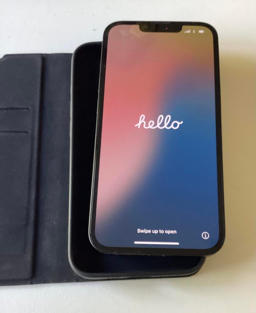 Iphone 16e als nieuw (mei 2025), Telecommunicatie, Mobiele telefoons | Apple iPhone, Zwart, Ophalen of Verzenden, Zo goed als nieuw