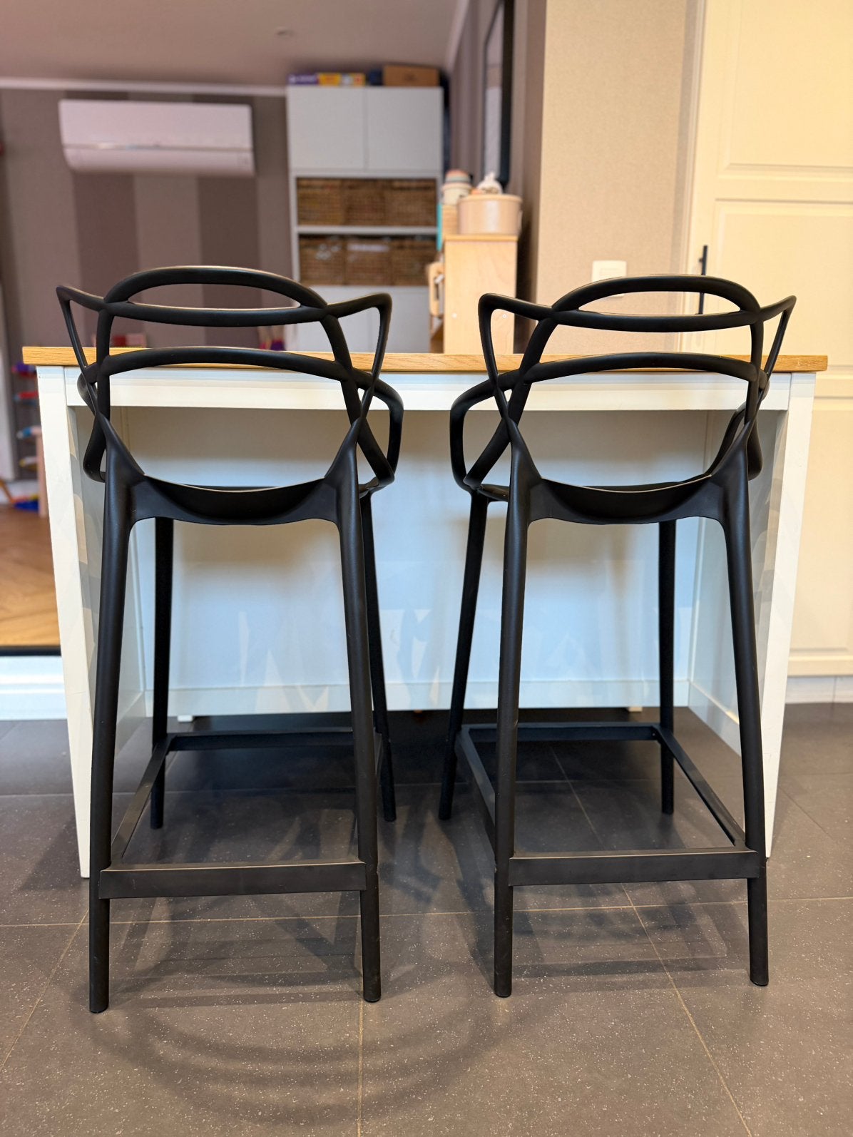 2 magnifiques chaises de bar design/2 chaises de bar design, Maison & Meubles, Tabourets de bar, Enlèvement, Comme neuf