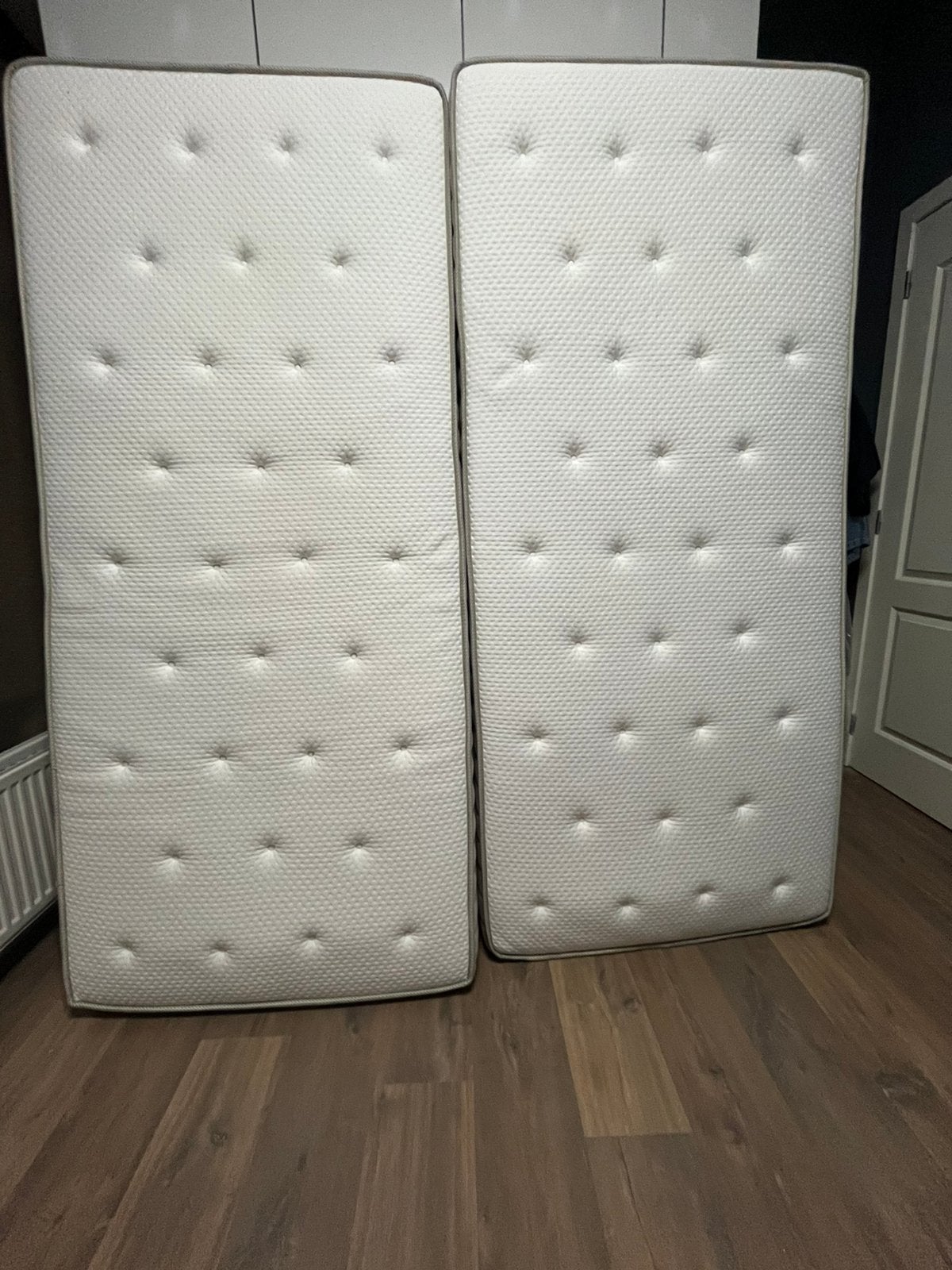 2 IKEA-matrassen van 90 x 200 cm, Ophalen, Zo goed als nieuw, 200 cm, Matras