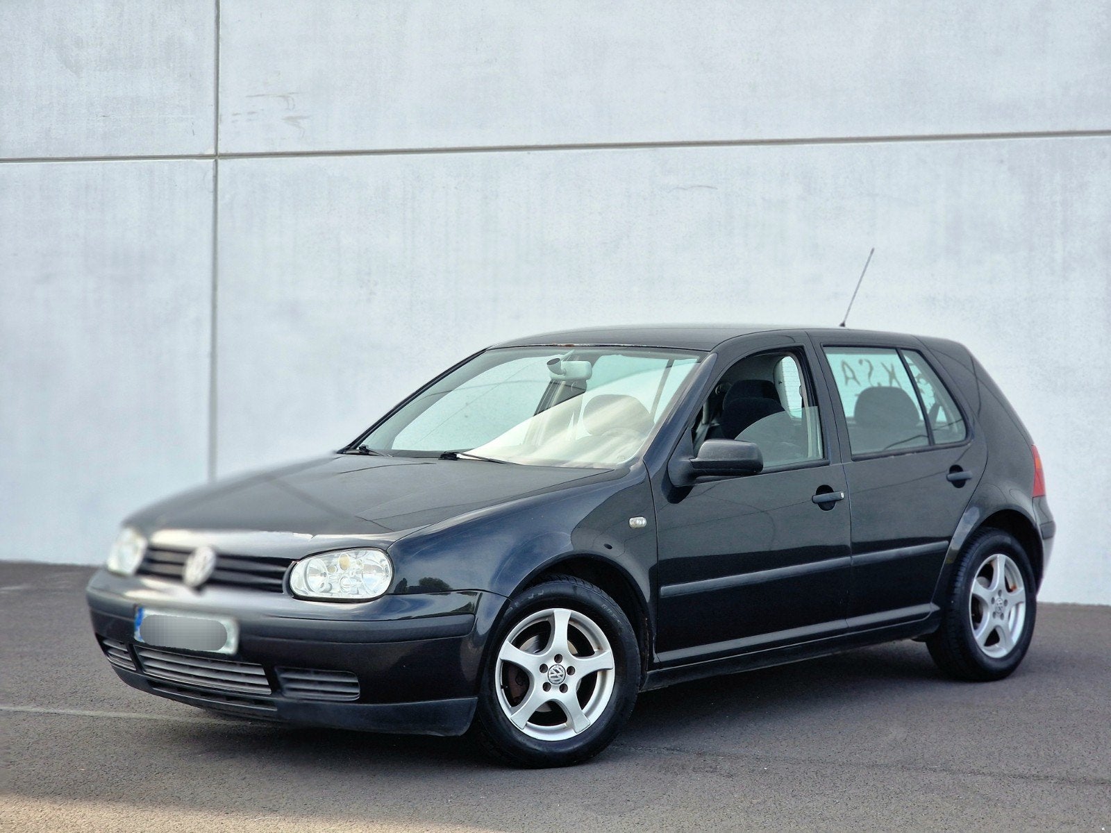 Volkswagen Golf 4 1.6 essence depuis 08/2000 170 000 km, Entreprise, 5 places, Golf, Euro 4