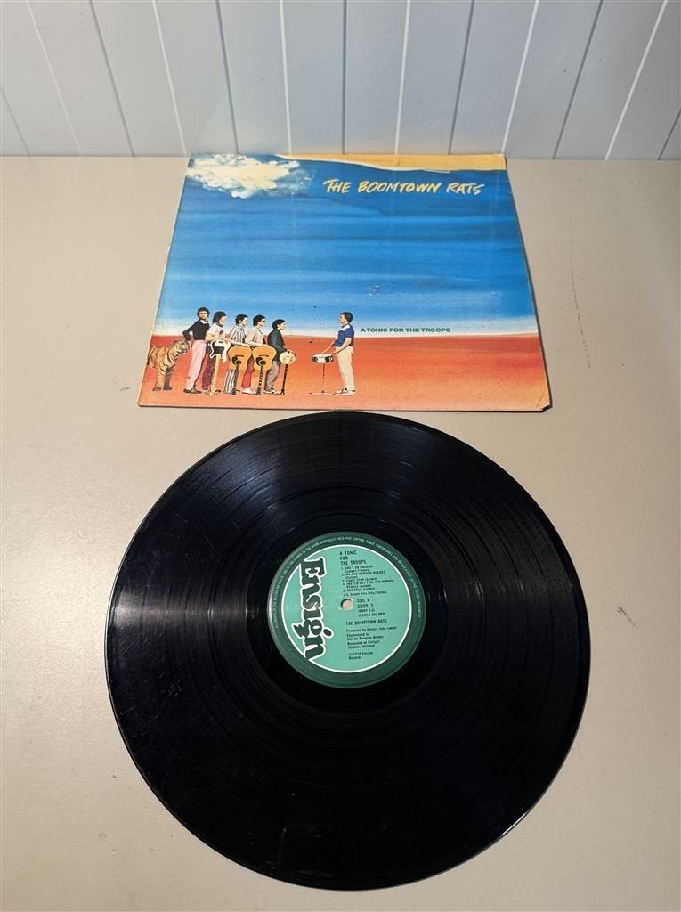 The boomtown rats - A tonic for the troops - vinyl lp, Ophalen of Verzenden, Zo goed als nieuw, LP