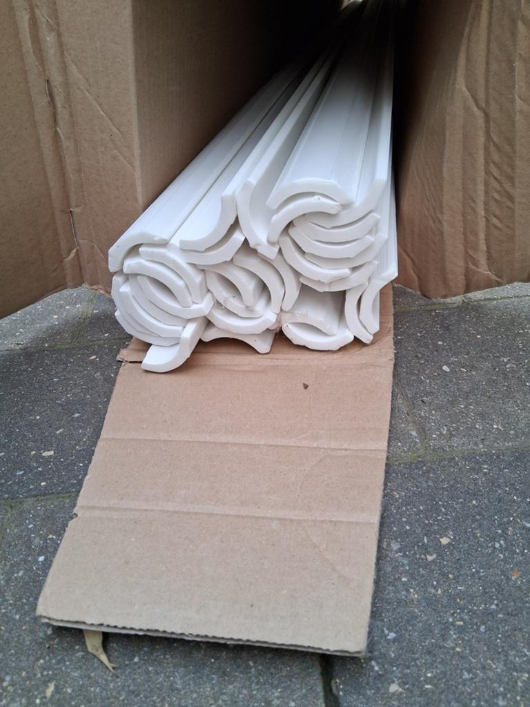 moulures de plafond, Enlèvement