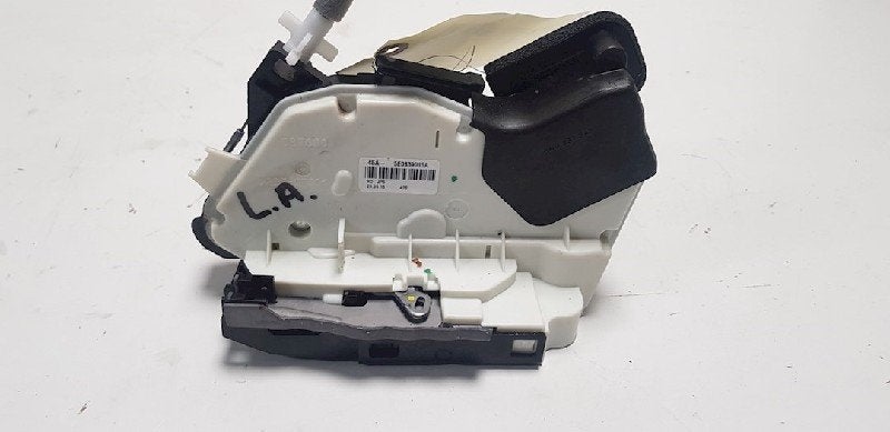 SERRURE DE PORTE RODS ARRIÈRE GAUCHE Passat (3G2), Autos : Pièces & Accessoires, Utilisé, Volkswagen