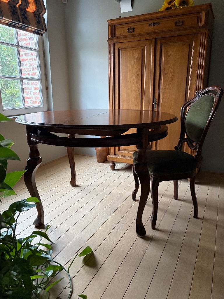 Ronde tafel, Ophalen