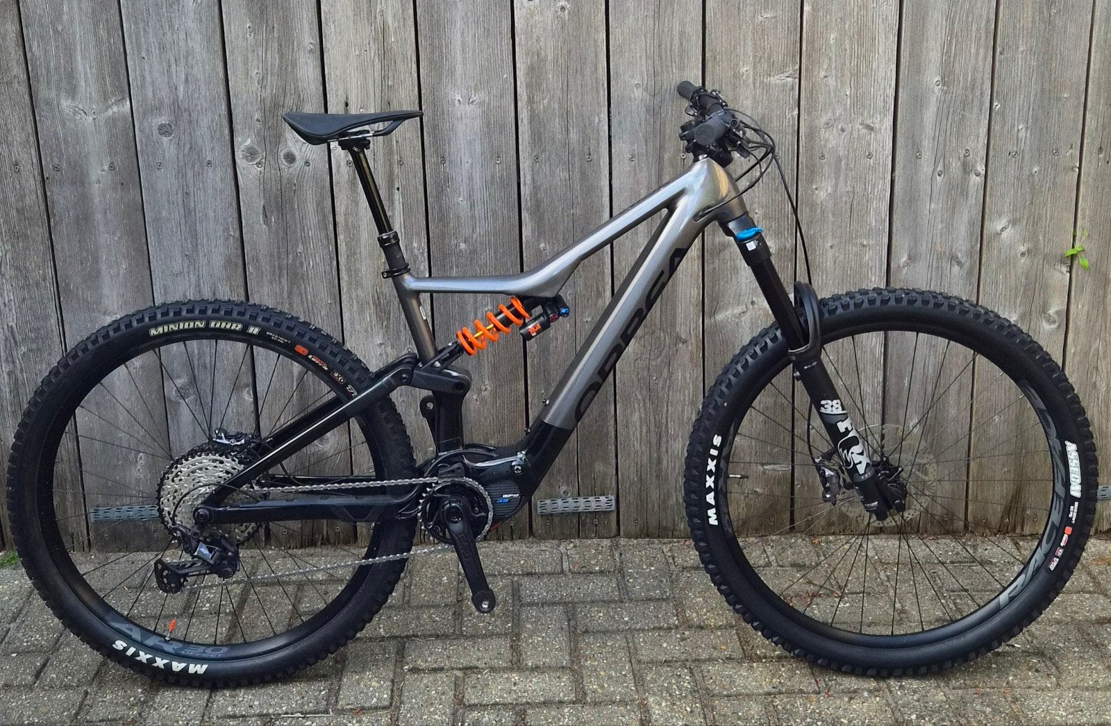 Orbea Rise H20 – volledig aangepaste trail/enduro e-bike, Ophalen