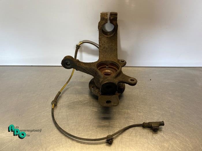Joint avant gauche d'un Toyota Aygo (Aygo 05-), Autos : Pièces & Accessoires, -, 3 mois de garantie, Toyota, Utilisé
