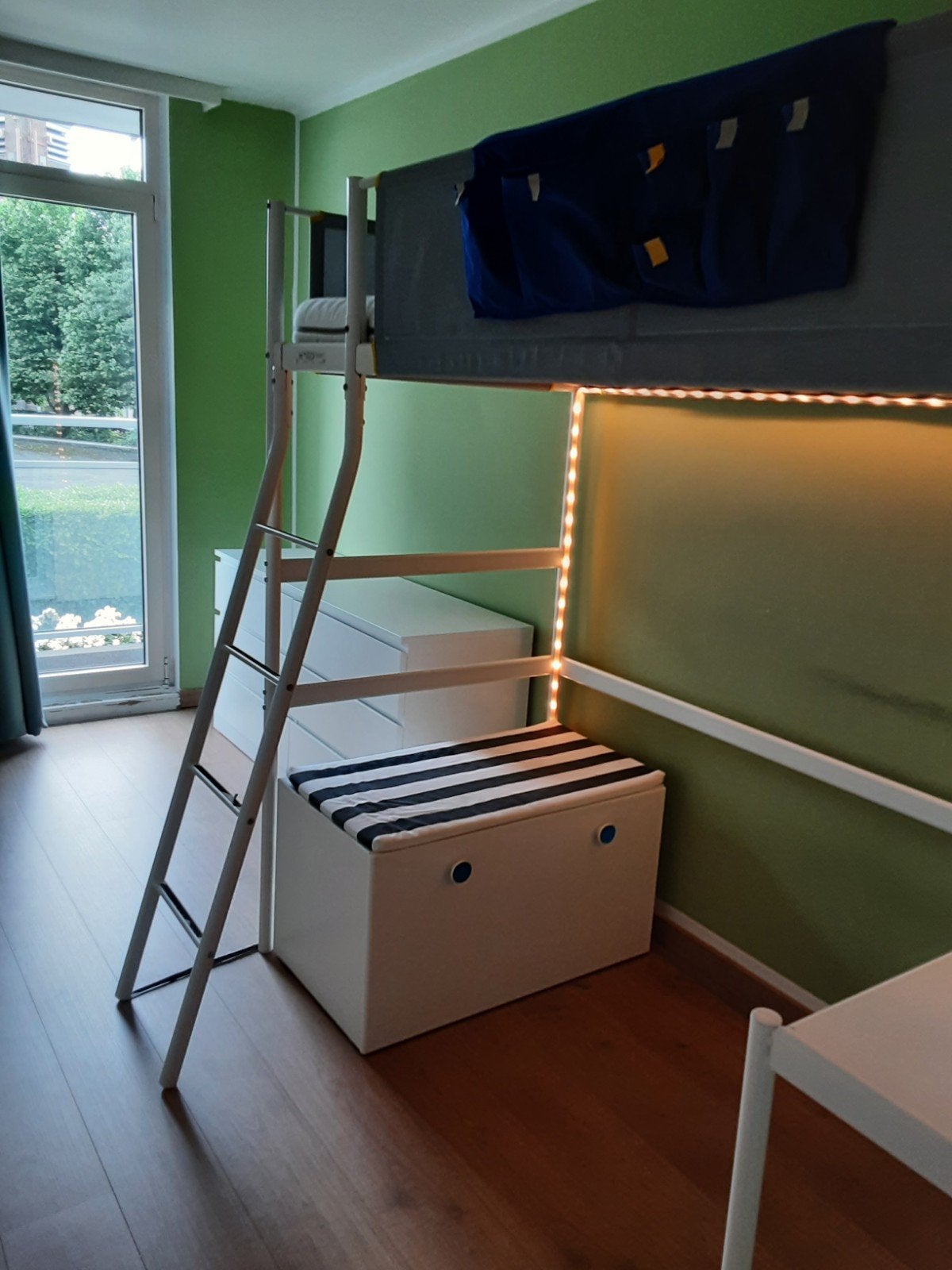Complete IKEA kinderkamer (hoogslaper Vitval,Malm&Småstad), Kinderen en Baby's, Kinderkamer | Complete kinderkamers, Ophalen, Gebruikt