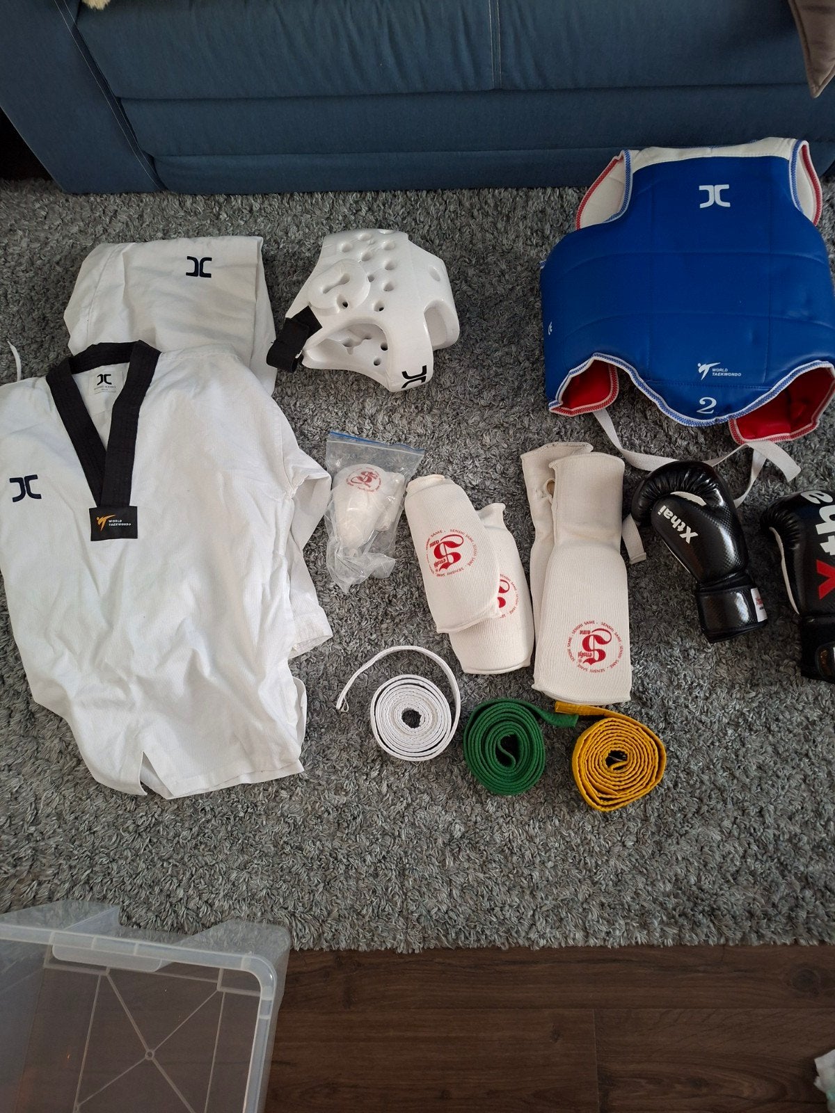 taekwondo volledige uitrusting, Sports & Fitness, Taille S, Enlèvement, Comme neuf, Taekwondo