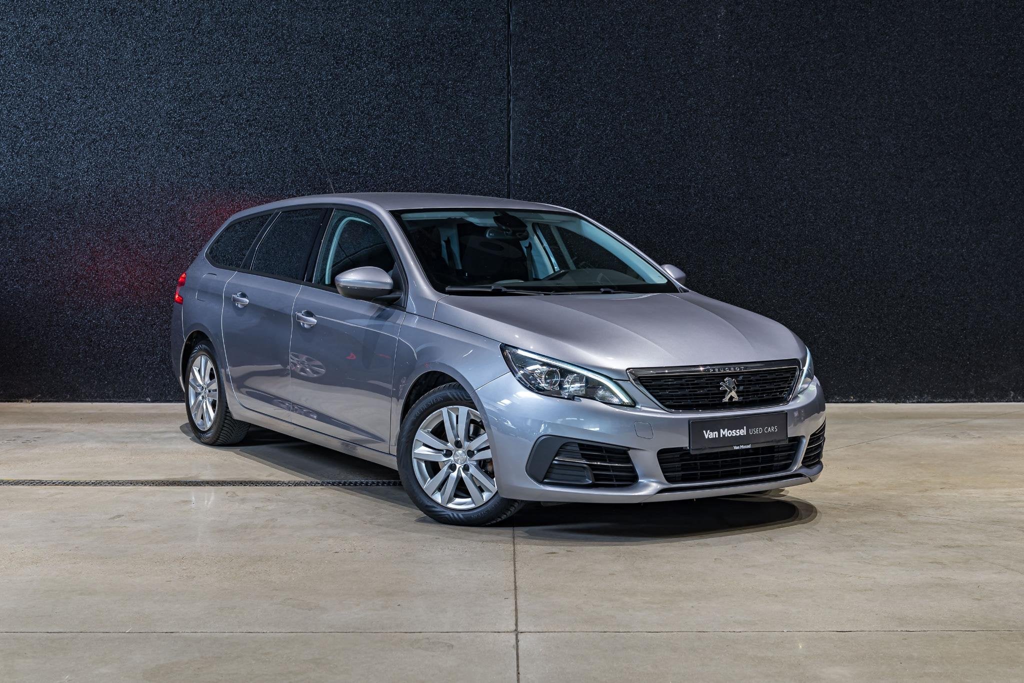 Peugeot 308 SW 1.2 Benzine, Stof, Gebruikt, Euro 6, 1199 cc