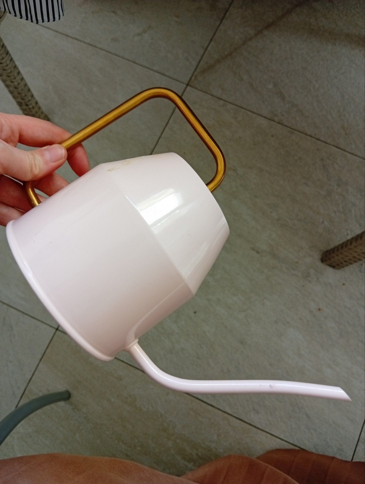 Roos plantvergiet, Ophalen, IKEA