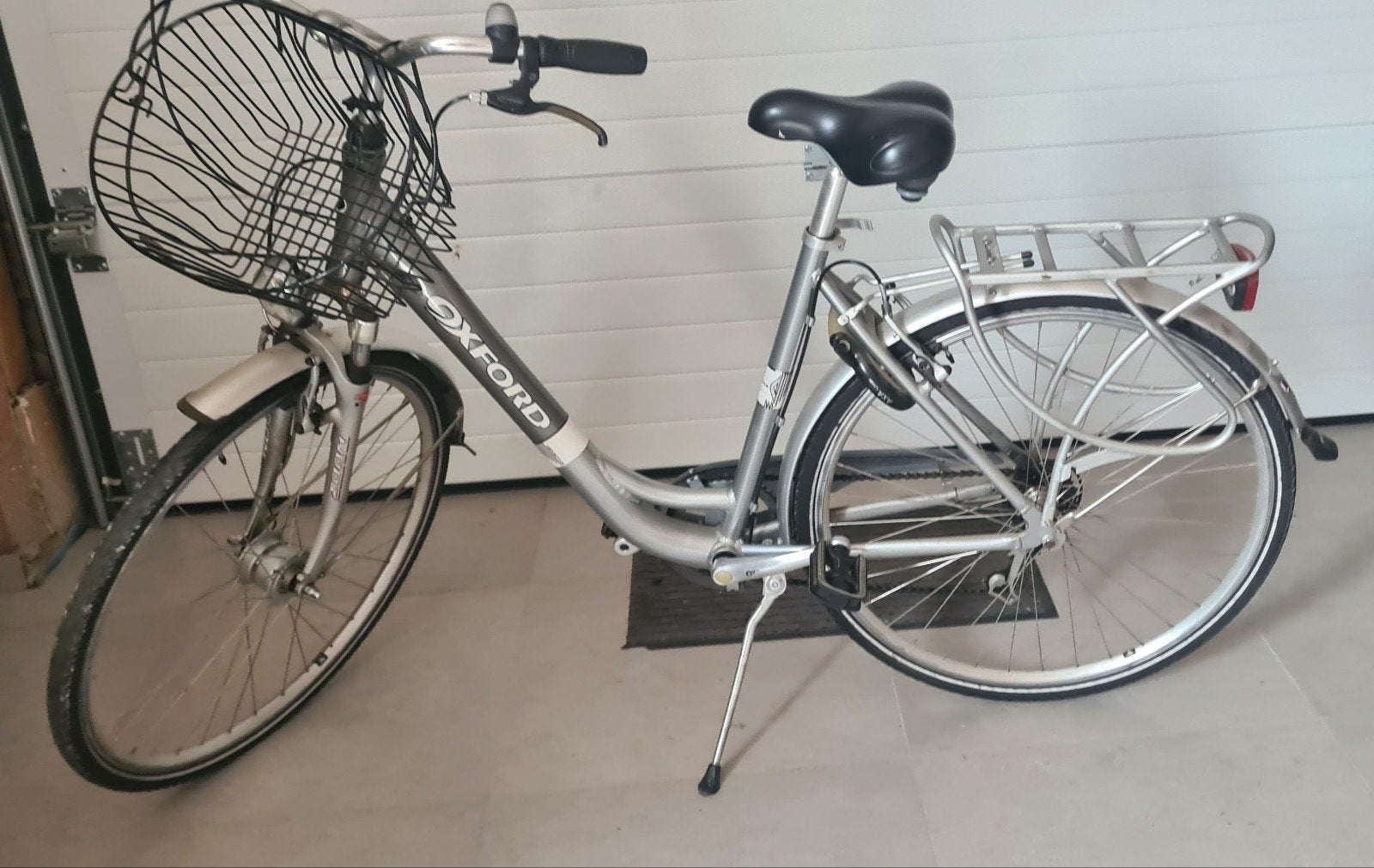 Stevige, kwalitatieve damesfiets van het gekend merk Oxford., Fietsen en Brommers, Fietsen | Dames | Damesfietsen, Ophalen