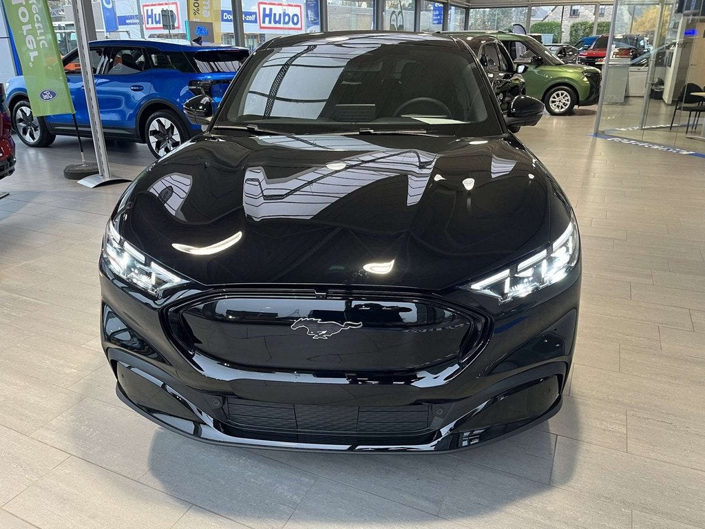 Ford Mustang Mach-E 87 kWh Premium RWD (automaat), Auto's, Automaat, 203 kW, Zwart, 600 km