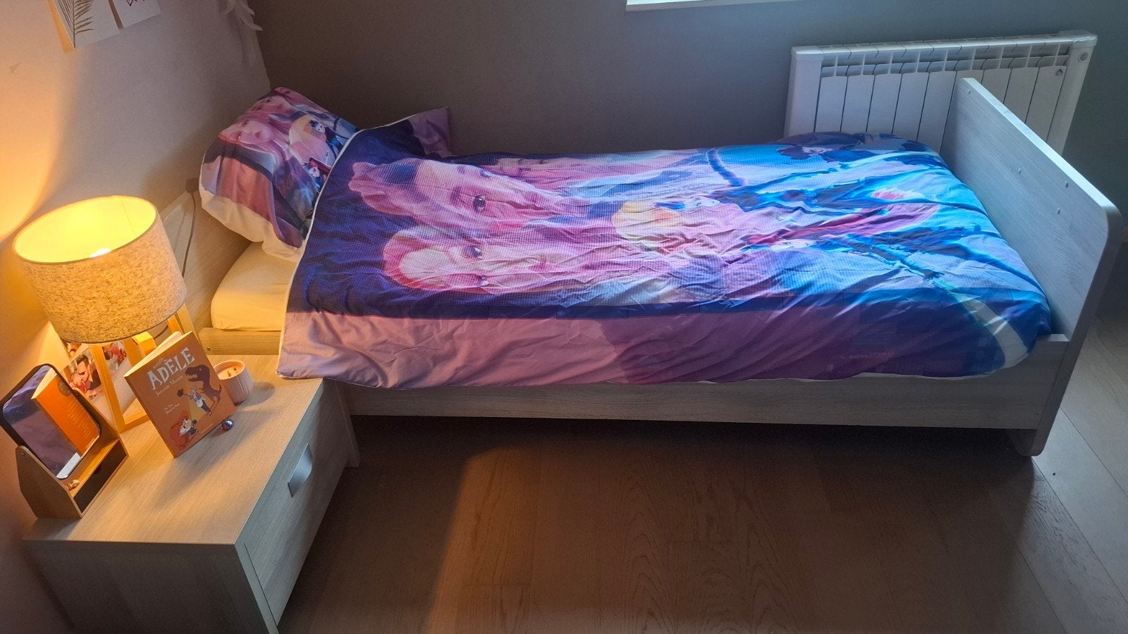 lit 1 personne avec matelas, table de nuit, housse couette, Matelas, 85 à 100 cm, Enlèvement, 180 cm ou plus