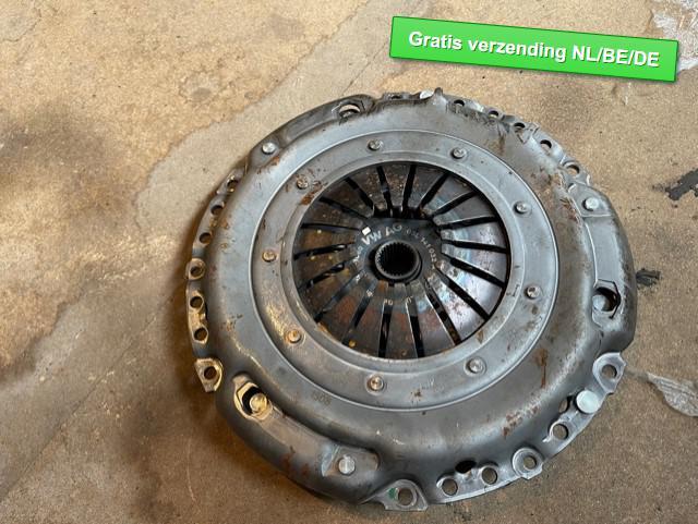PLAQUE DE PRESSION Caddy III (2KA,2KH,2CA,2CH) (03L141025Q), Utilisé, De Bloemendaal 21 21
5221 EB  'S HERTOGENBOSCH, NL, Info@123Parts.nl