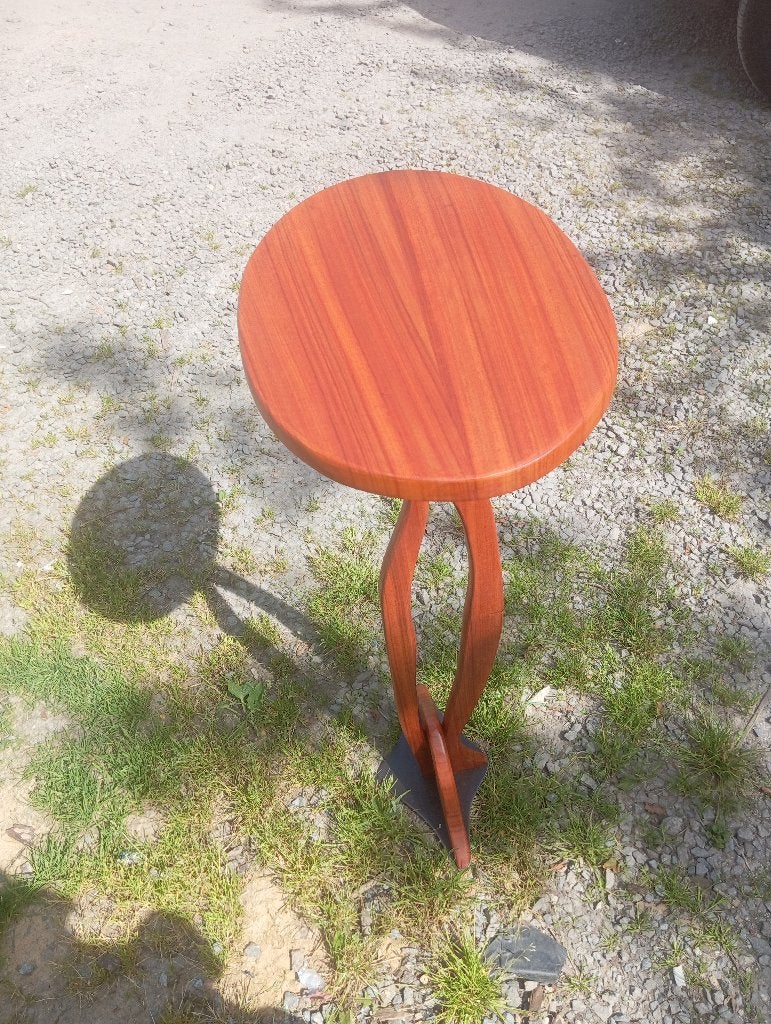 Guéridon d'art sur mesure en bois exotique OKAN, Maison & Meubles, Neuf, Enlèvement ou Envoi, Art, Moins de 55 cm