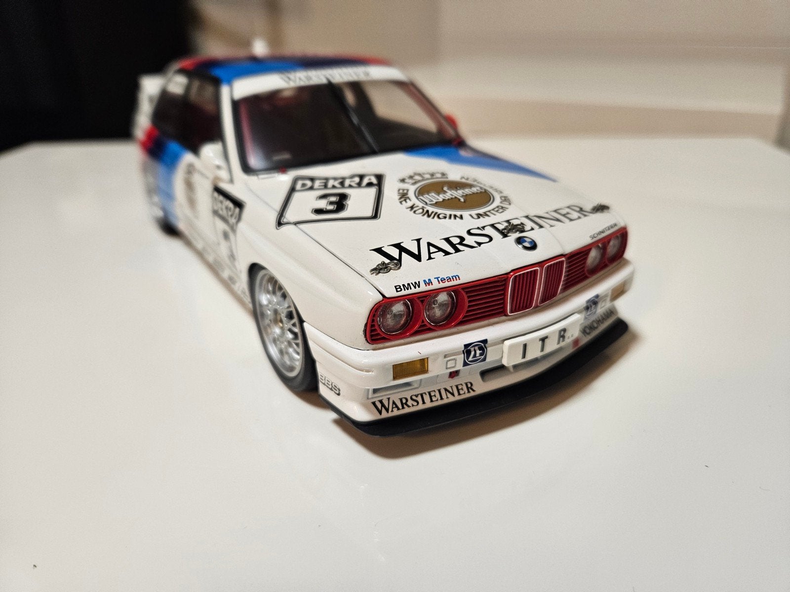 AUTOarts 89145 BMW E30 M3 DTM Warsteiner #3 1/18, Hobby en Vrije tijd, Modelauto's | 1:18, Ophalen of Verzenden, Zo goed als nieuw