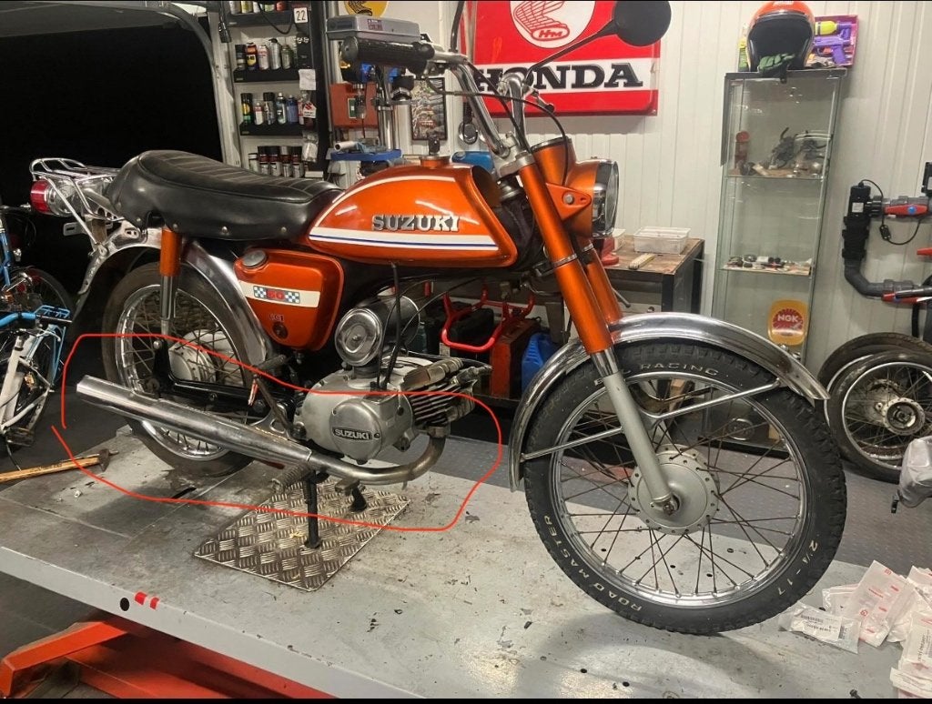 suzuki ac 50 uitlaat  AP of A50, Ophalen, Zo goed als nieuw, Uitlaat