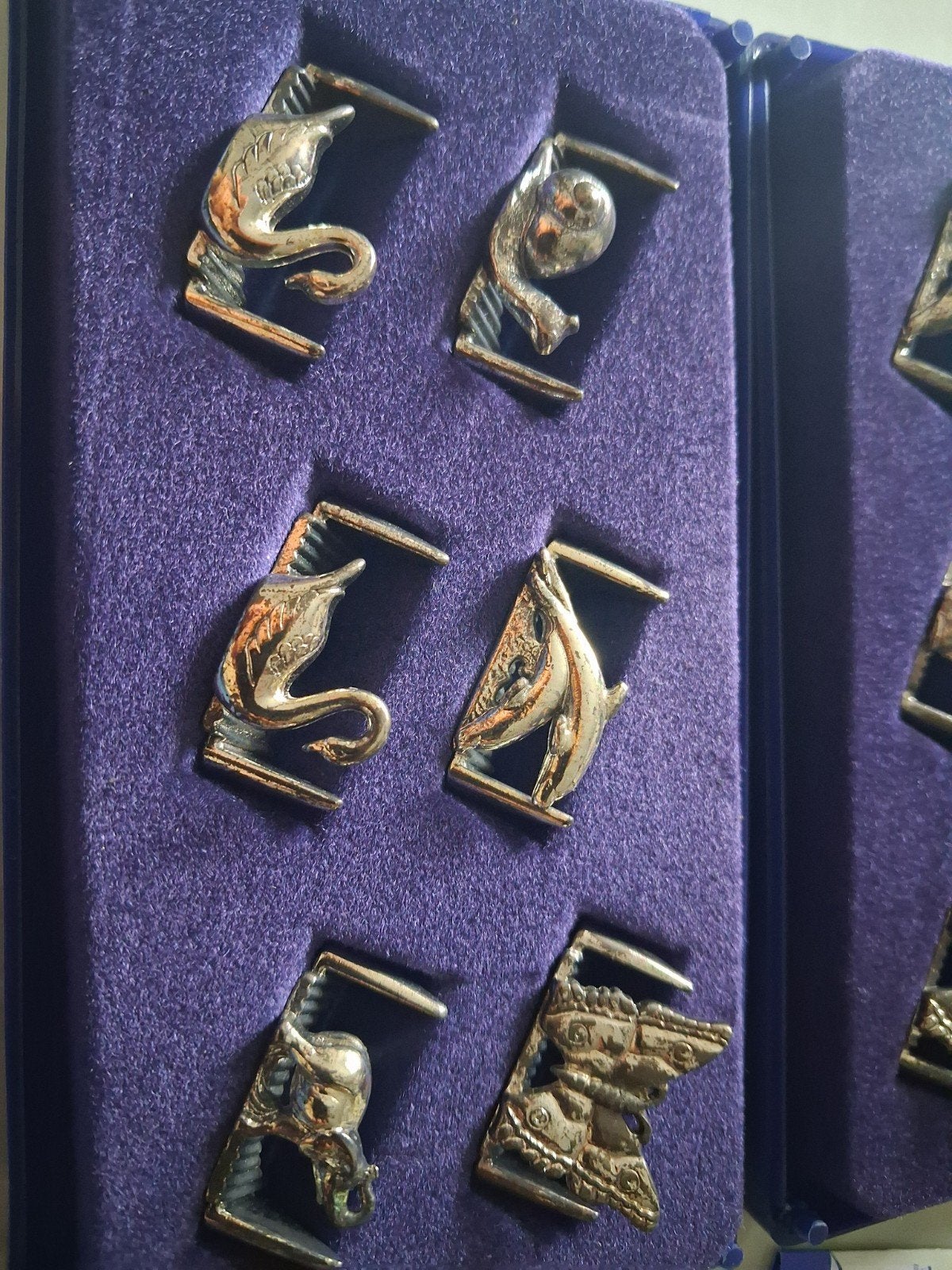 coffret vitrage marque place animaux Ilcar italie, Ophalen