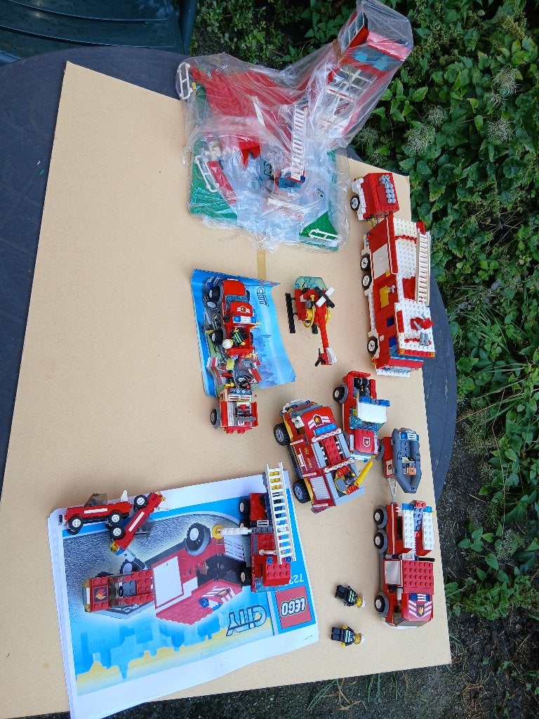 Meerdere sets rond het thema brandweer, Kinderen en Baby's, Lego, Ophalen of Verzenden, Meerdere sets, Complete set
