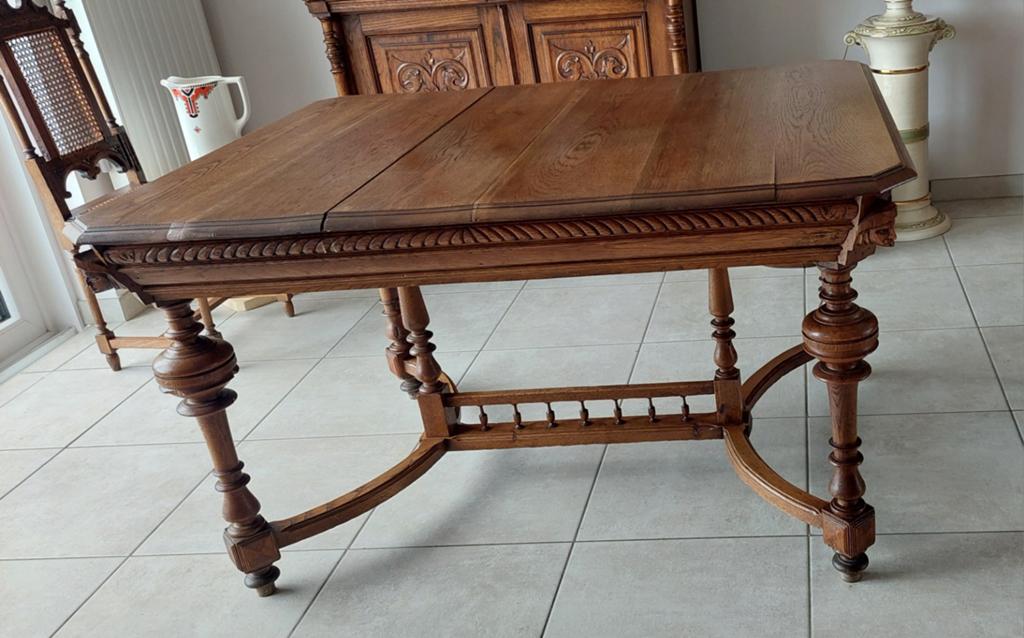 2 kasten, 6 stoelen en 1 tafel in Mechelse stijl, Antiek en Kunst, Ophalen