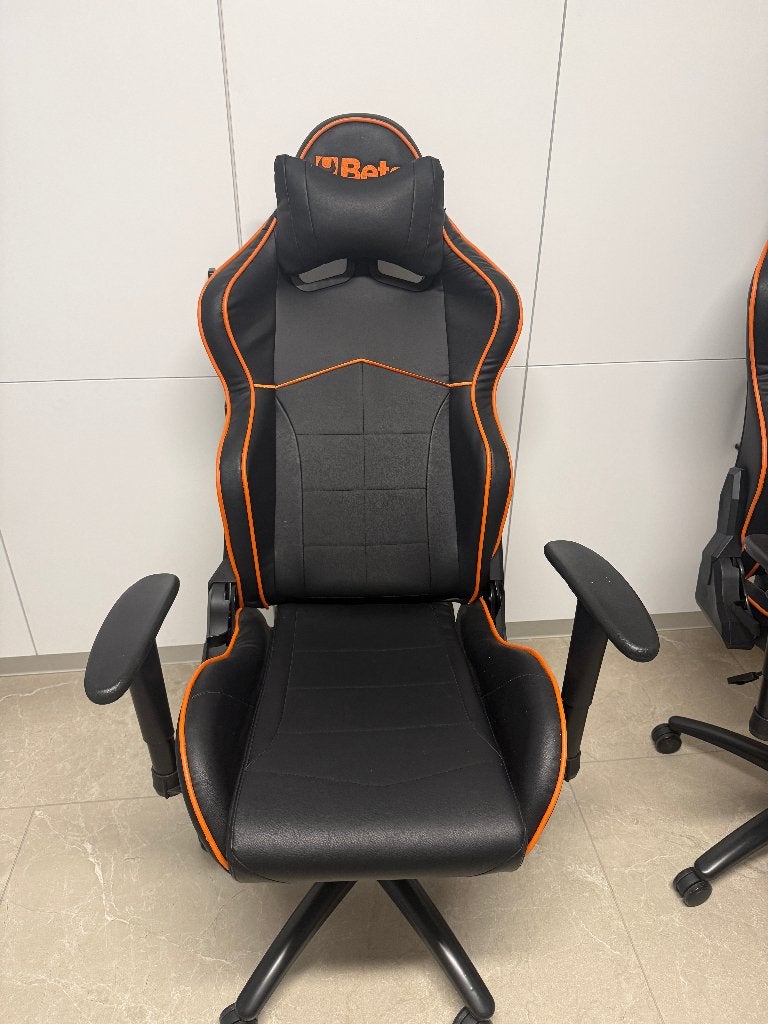 Beta Gaming chair, Huis en Inrichting, Ophalen, Nieuw, Zwart, Bureaustoel