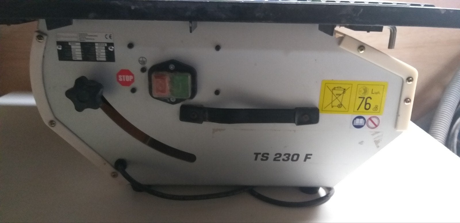Tegelzaagmachine Husqvarna, Doe-het-zelf en Bouw, Ophalen, Overige typen, 600 tot 1200 watt, Zo goed als nieuw