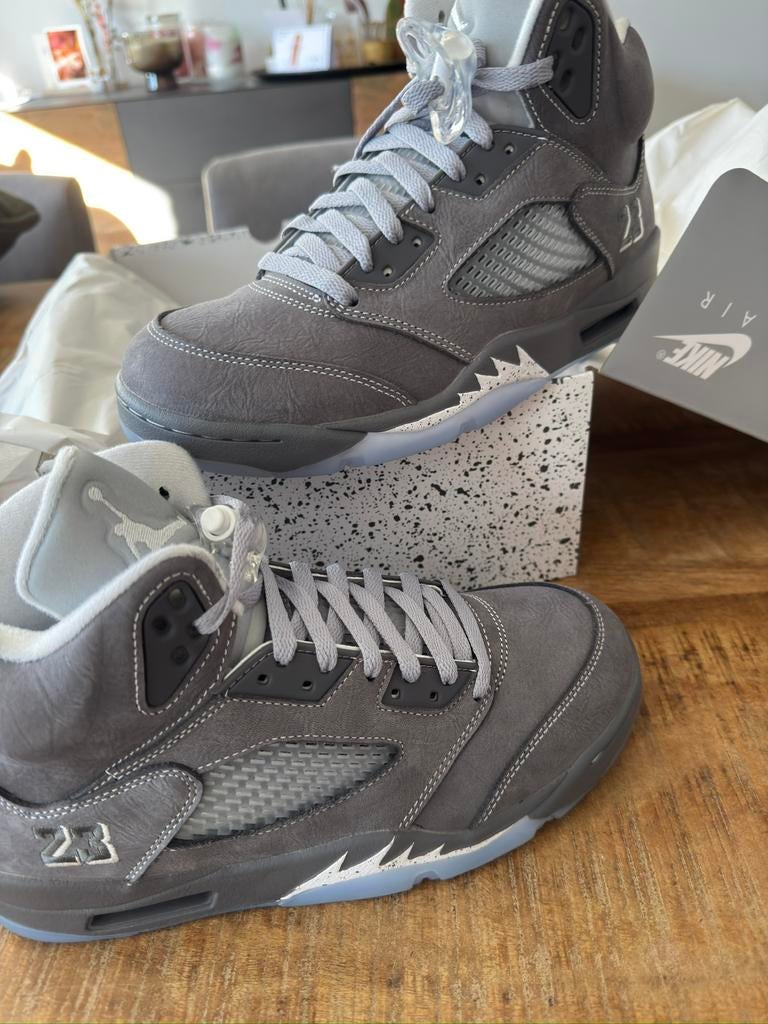 Nike Air Jordan 5. Loup gris., Neuf, Enlèvement ou Envoi, Autres couleurs, Baskets