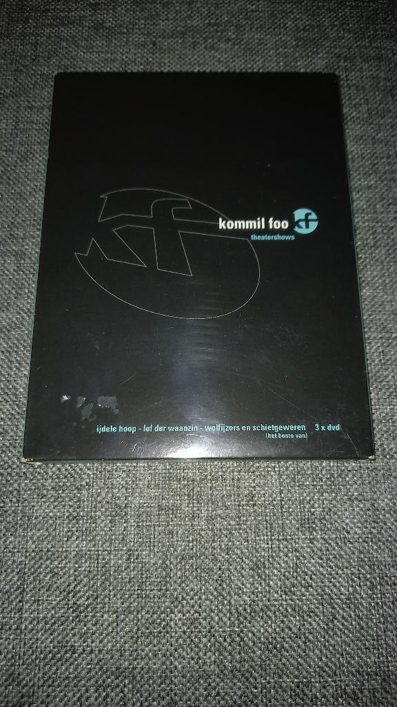 DVD box Kommil Foo, CD & DVD, DVD | Cabaret & Sketchs, Utilisé, Enlèvement ou Envoi