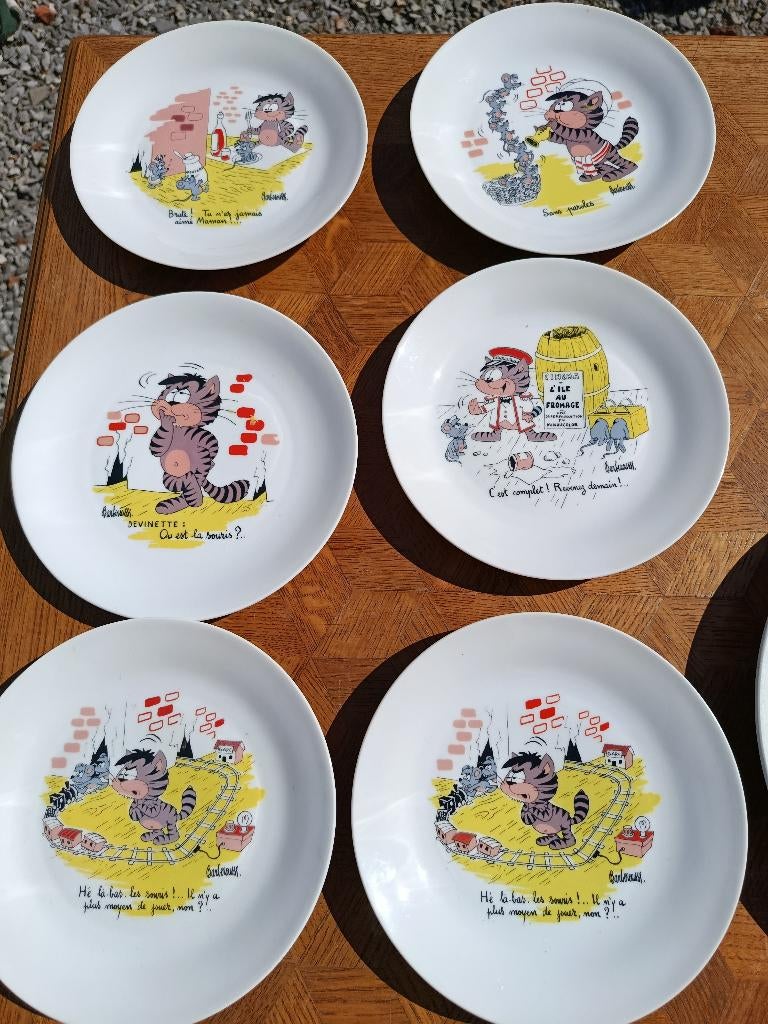 Lot de 6 assiettes Barberousse- chat et souris, Enlèvement