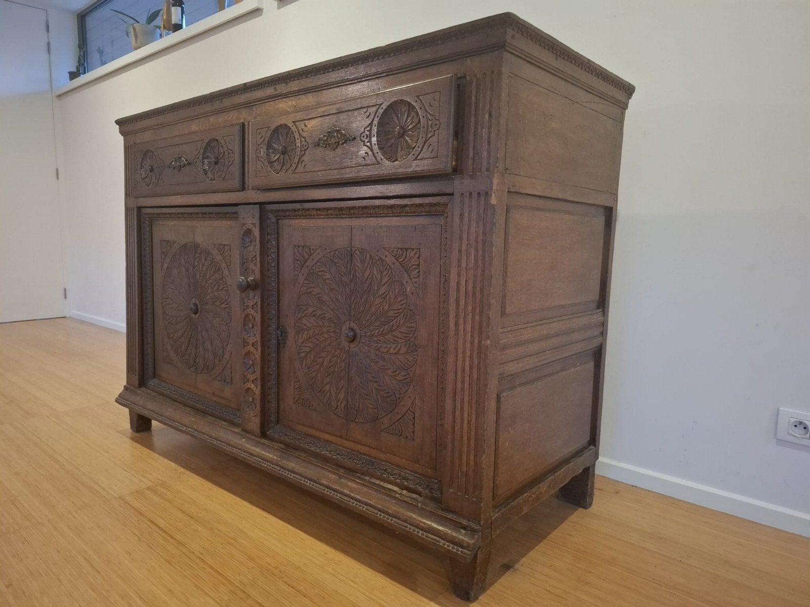 Antieke kast, Ophalen
