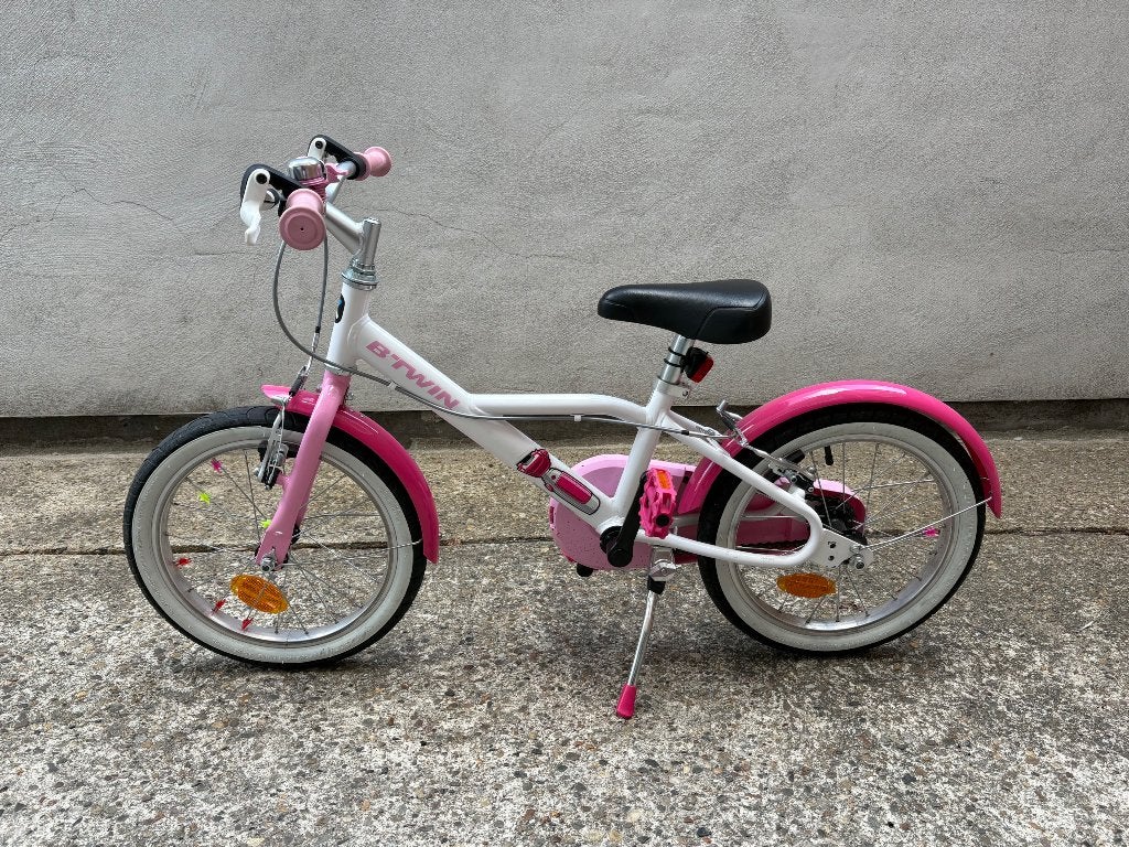 Btwin  Doctor Girl 500 16 inch meisjes  fiets, Fietsen en Brommers, Ophalen, Zijwieltjes, Velgrem, B-Twin