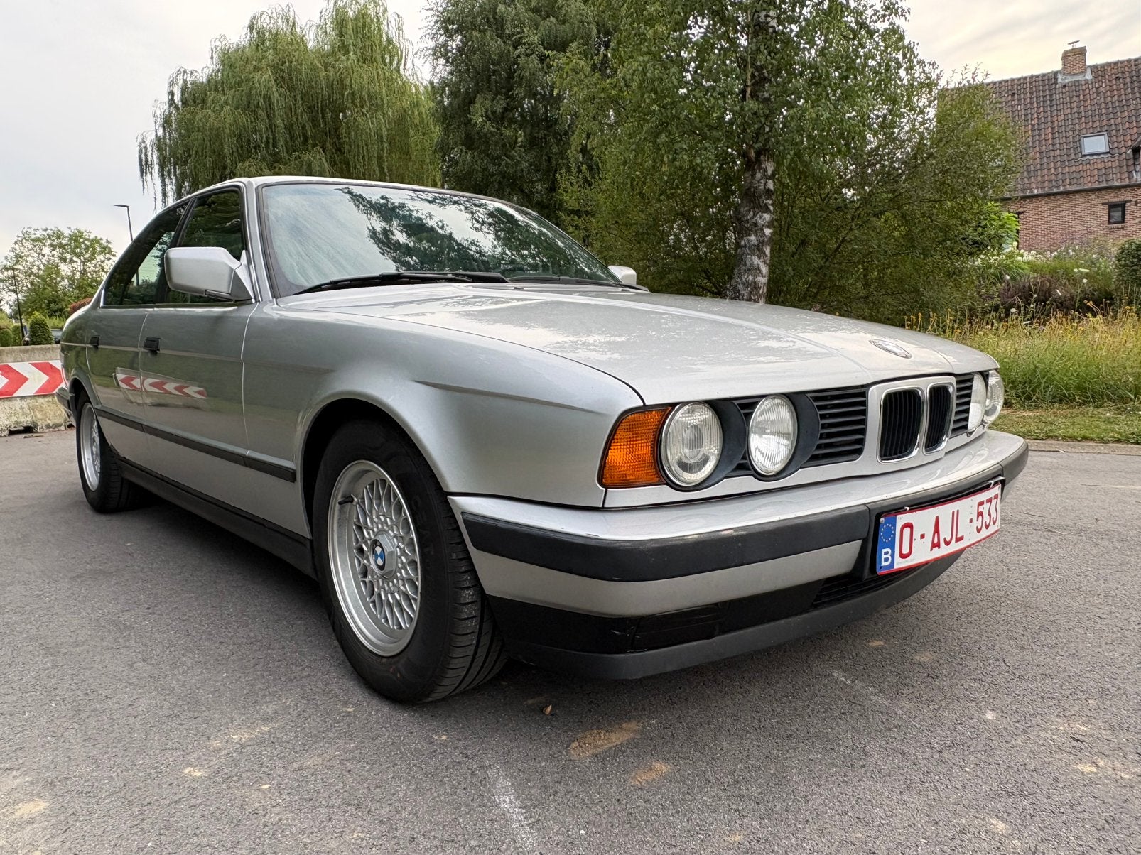 BMW E34 520i AUT, Autos, 110 kW, Carnet d'entretien, 6 cylindres, Automatique