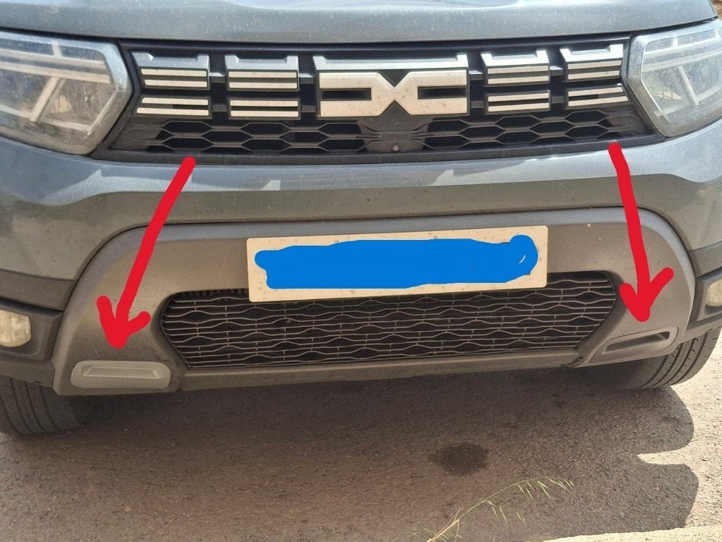 Dacia Duster Renault Alaskan Voorbumper Afdekkap, Onbekend, EU, Nieuw, Ophalen of Verzenden, Bumper