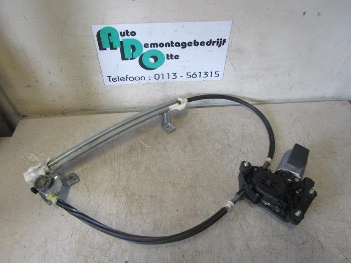 Mécanique vitre 4portes arrière gauche d'un Alfa Romeo 166, -, 3 mois de garantie, Utilisé, Alfa Romeo