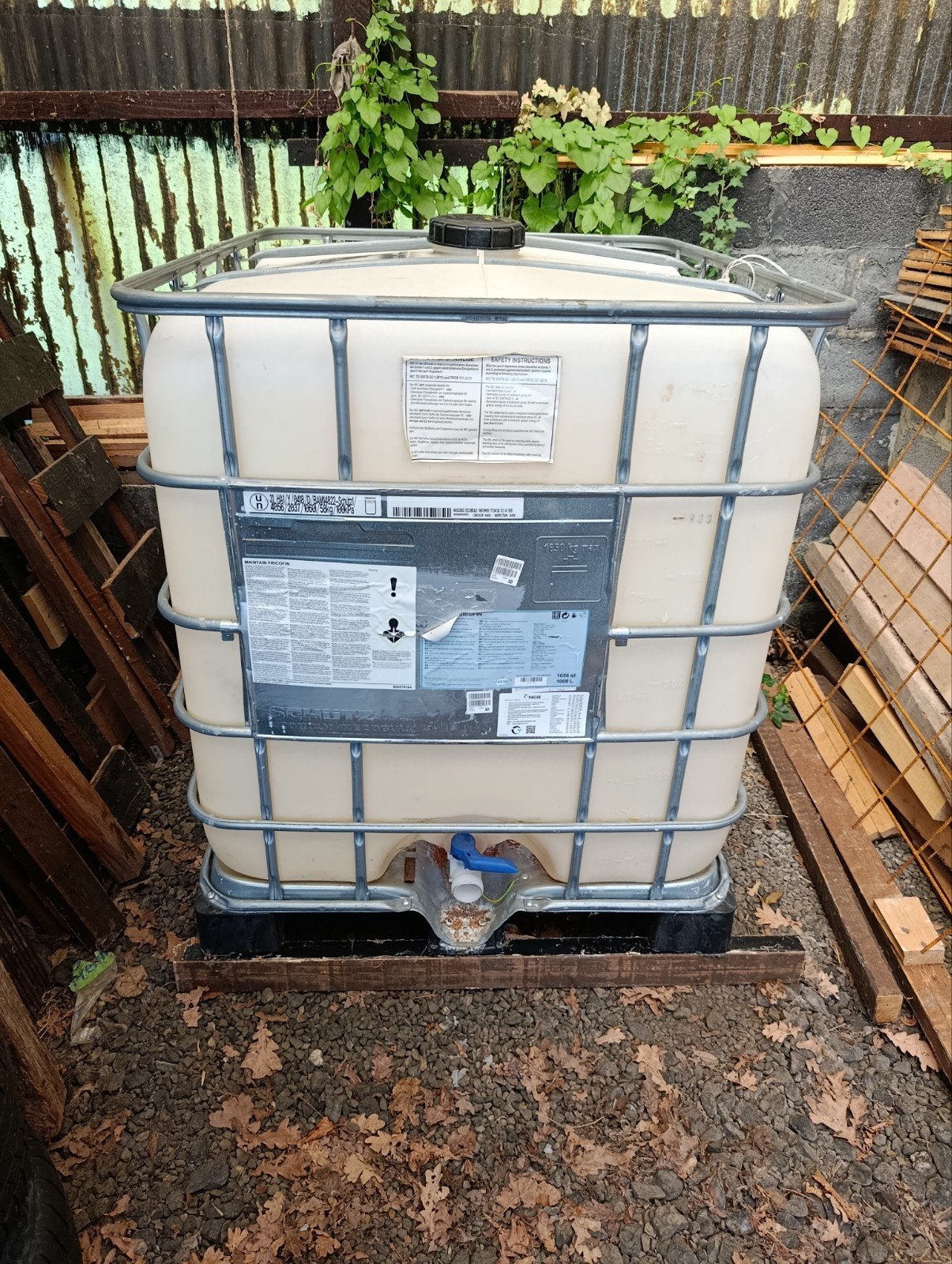Cuve IBC de 1000 litres / citerne mazout