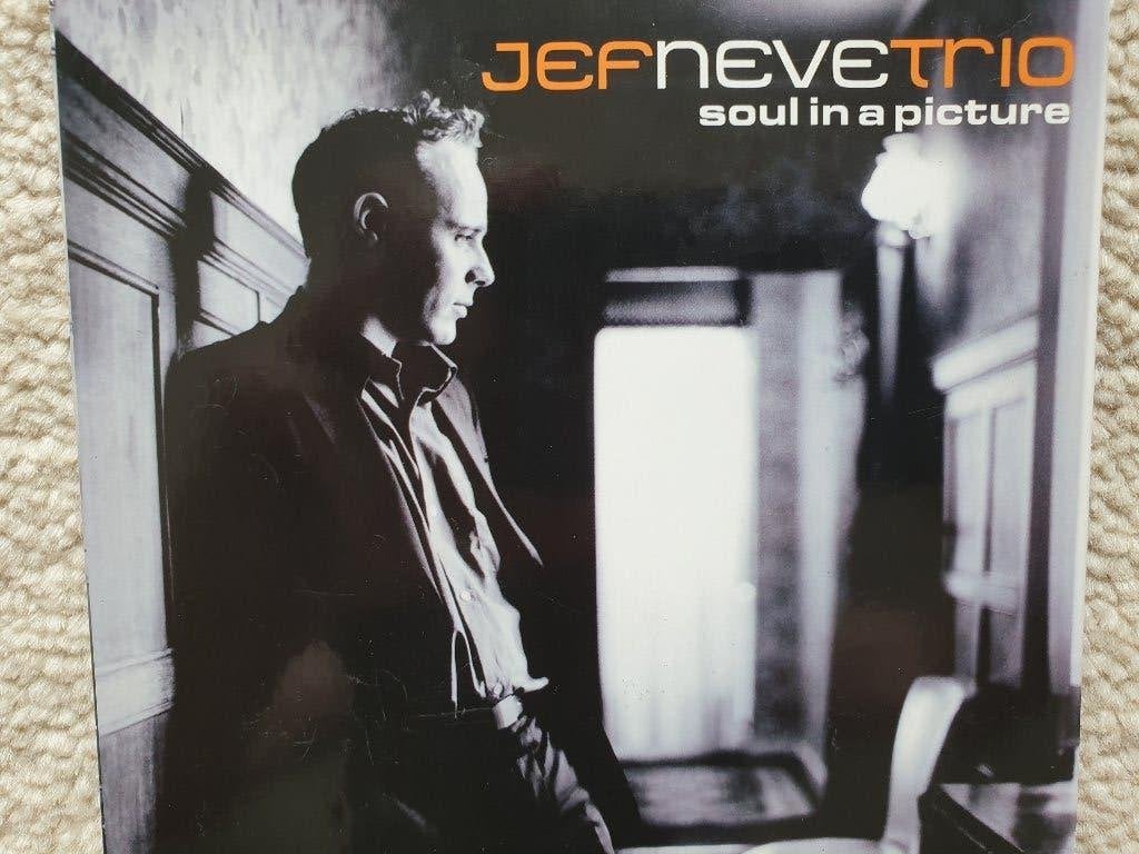 Jef Neve Trio: Soul in a picture - 2 cd's, Cd's en Dvd's, Cd's | Jazz en Blues, Ophalen of Verzenden, Zo goed als nieuw