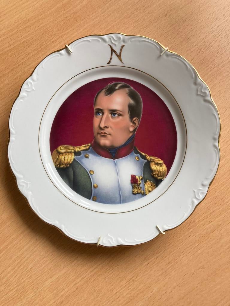 Assiette vintage en porcelaine Napoleon.Schirnding Allemagne, Enlèvement ou Envoi
