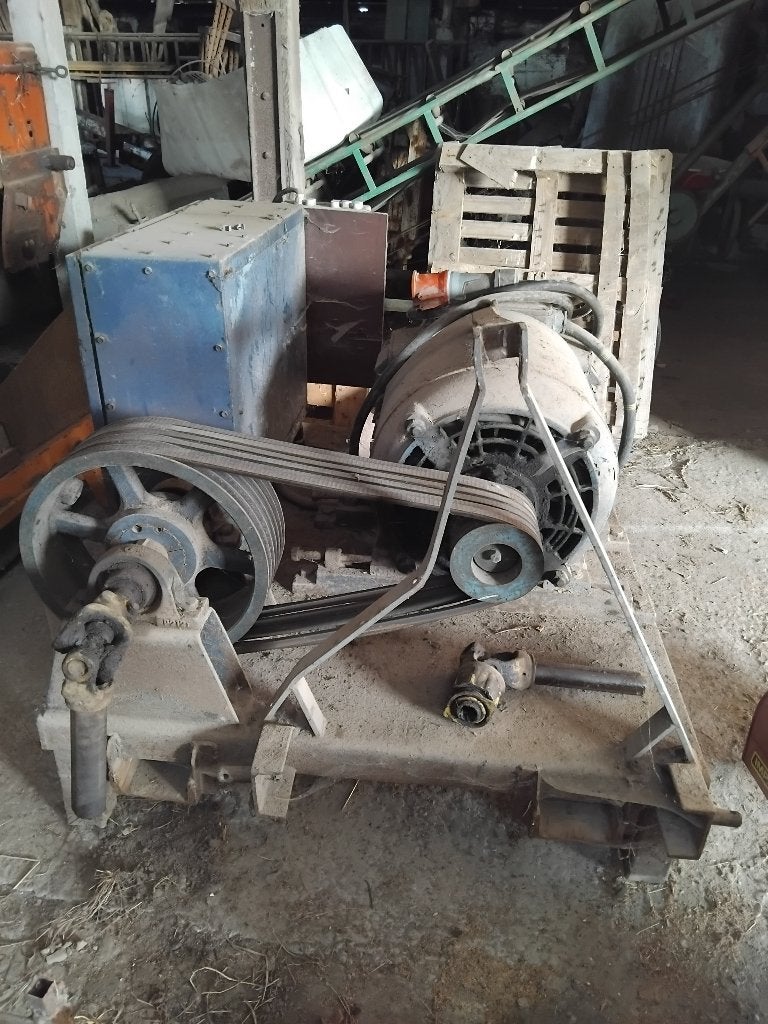 Generator op aftakas, Doe-het-zelf en Bouw, Ophalen, Gebruikt, 30 kVA of meer