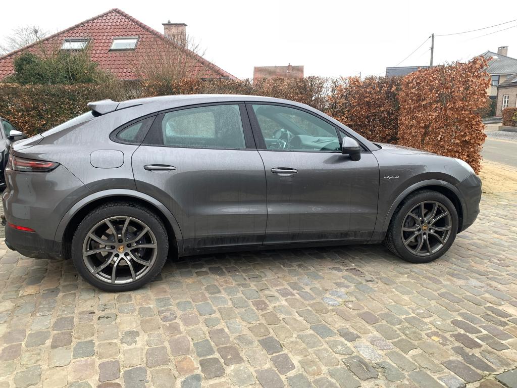PORSCHE CAYENNE COUPÉ E-HYBRID, Autos, Cuir, Achat, Euro 6, Automatique