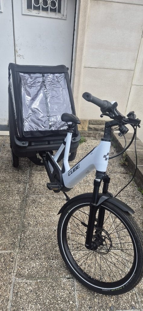 Cube Trike Family Hybrid 750 bakfiets, Fietsen en Brommers, Elektrisch, Zo goed als nieuw, 2 kinderen, Schijfrem