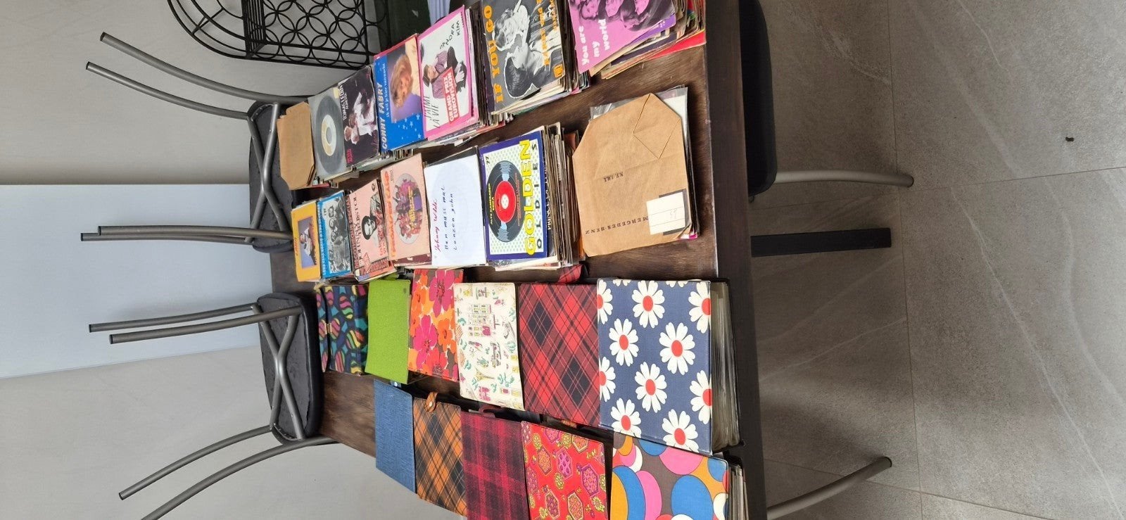 600-800 singles. LP lot, Enlèvement