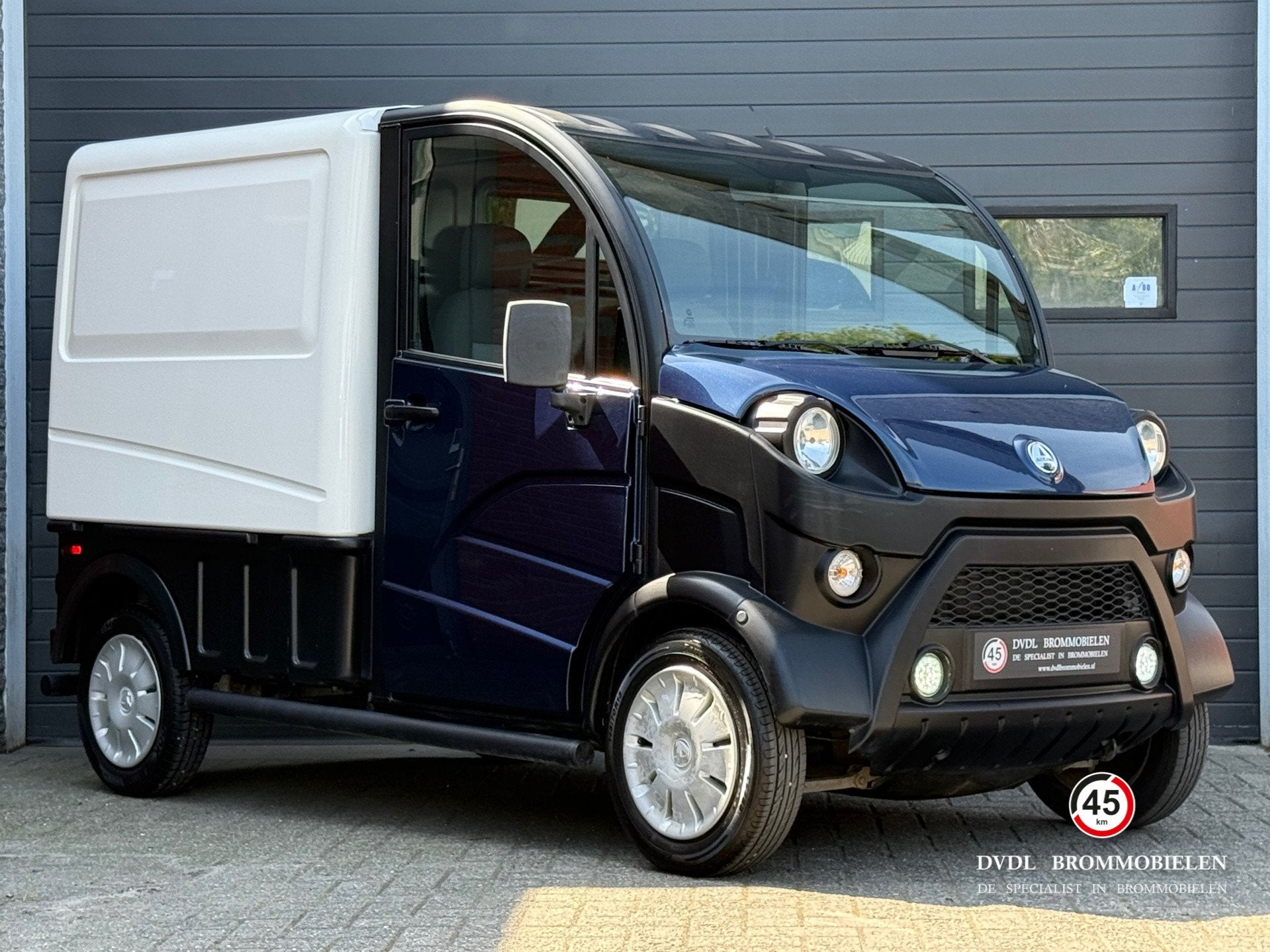 Aixam D-Truck Premium Brommobiel 2021 BTW 26dkm NIEUWSTAAT!, Utilisé, Autres marques