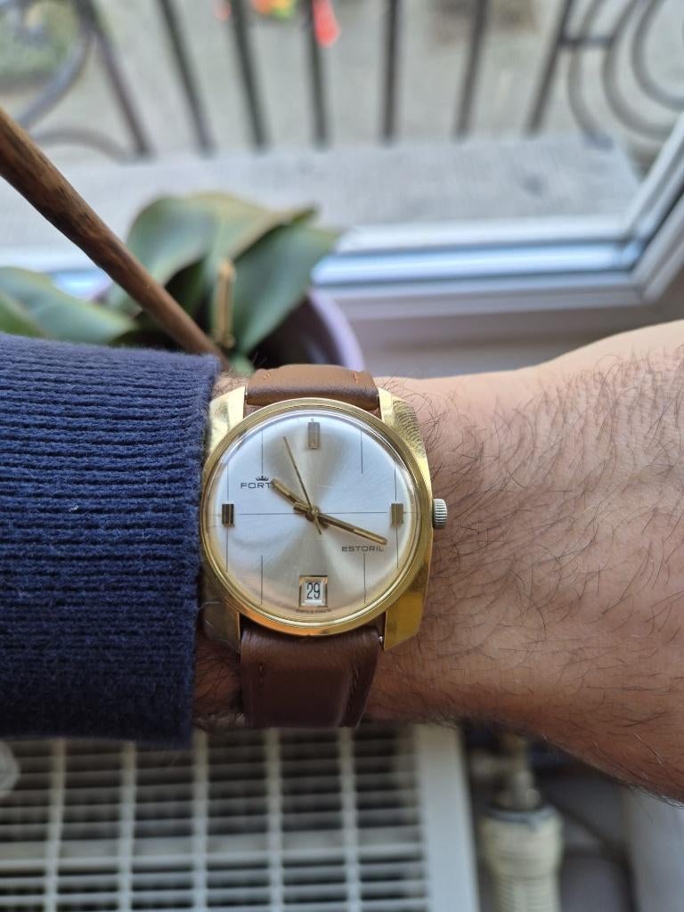 Fortis Estoril, Bijoux, Sacs & Beauté, Montres | Hommes, Utilisé, Montre-bracelet, Autres marques, Acier, Cuir, Enlèvement ou Envoi
